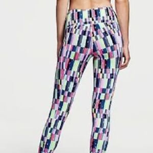 Victorias Secret VSX Knockout Leggings Small Rare Glow In The Dark Runner Pant